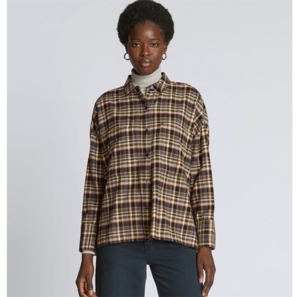 606. Everlane The Brushed Flannel Shirt in Beech